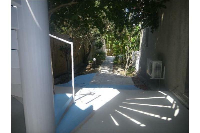 Chronis Rooms & Apartments Adamantas  Exterior foto
